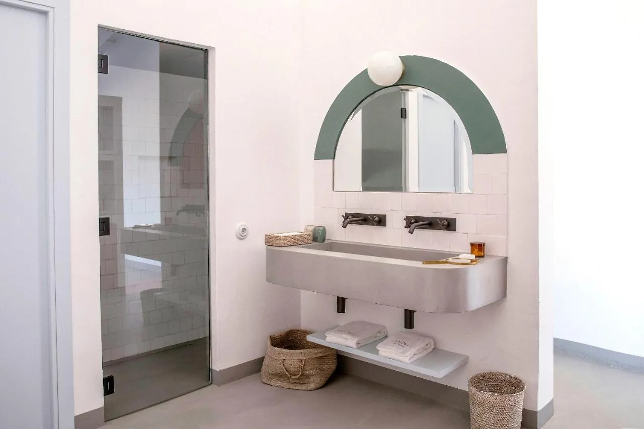 Menorca Experimental Otel Alaior 4*,  İspanya